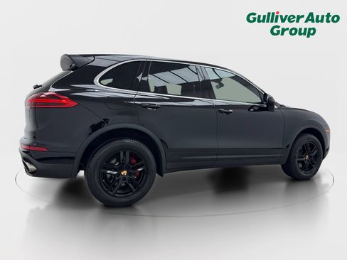 Used 2016 Porsche Cayenne AWD/4WD image 9