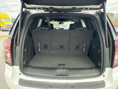 Used 2024 Chevrolet Tahoe LT image 32
