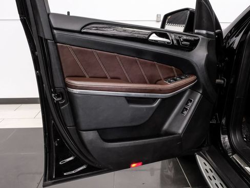 Used 2016 Mercedes-Benz GL 63 AMG 4MATIC image 57