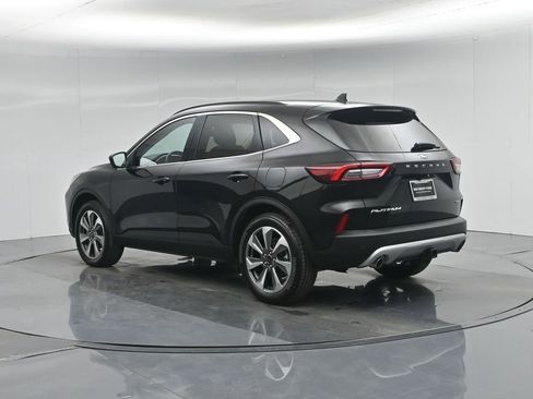 Used 2025 Ford Escape Platinum w/ Premium Technology Package image 7