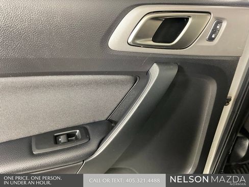 Used 2019 Ford Ranger XLT w/ Equipment Group 302A Luxury AWD/4WD image 23
