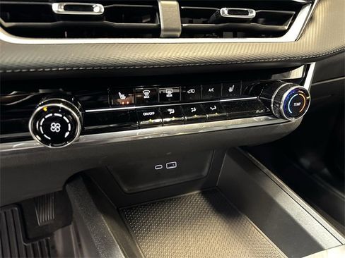 Used 2026 Chevrolet Equinox LT w/ LPO, Floor Liner Package image 20