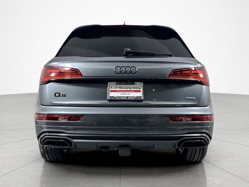 Used 2023 Audi Q5 e Premium Plus w/ Premium Plus Package image 4