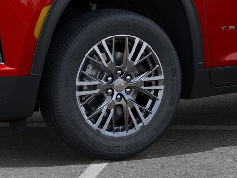New 2026 Chevrolet Traverse LT w/ Driver Confidence Package FWD image 9
