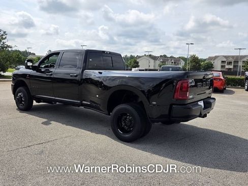 New 2026 RAM 3500 Big Horn AWD/4WD image 9