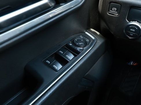 Used 2025 GMC Sierra 1500 SLT RWD image 22