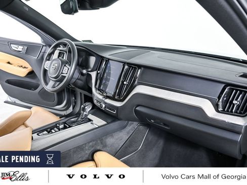Used 2018 Volvo XC60 T6 Inscription w/ Luxury Seat Package image 26