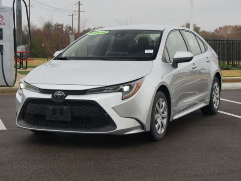 Used 2020 Toyota Corolla LE image 21
