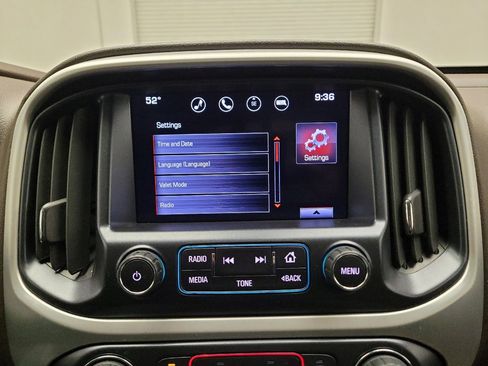 Used 2016 GMC Canyon SLE w/ SLE Convenience Package image 25