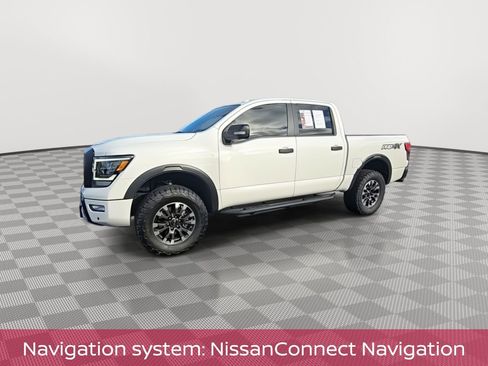 Used 2021 Nissan Titan PRO-4X w/ Pro-4x Convenience Package image 4