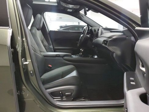 Used 2024 Lexus UX 250h AWD w/ Premium Package image 23