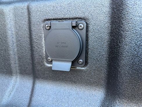 New 2026 Chevrolet Colorado ZR2 w/ Off-Road Front Bumper Package image 36