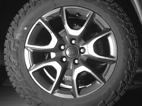 Used 2025 Jeep Compass Trailhawk image 15