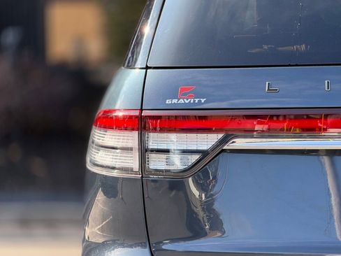 Used 2023 Lincoln Aviator Black Label image 15