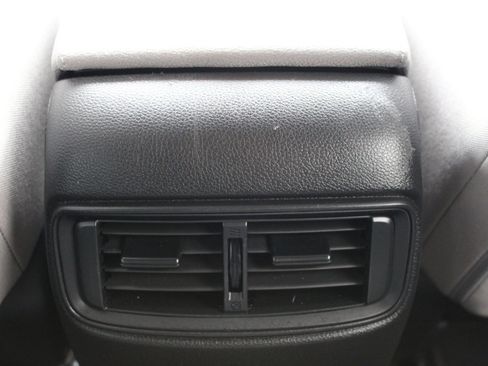 Used 2017 Honda CR-V LX image 35