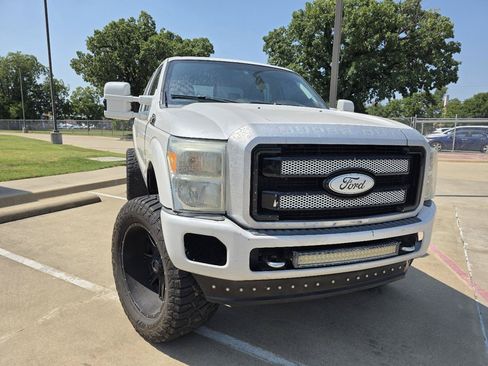 Used 2015 Ford F250 Platinum w/ FX4 Off-Road Package AWD/4WD image 24