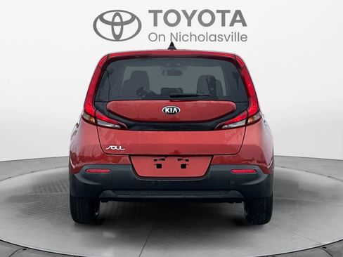 Used 2020 Kia Soul LX image 5