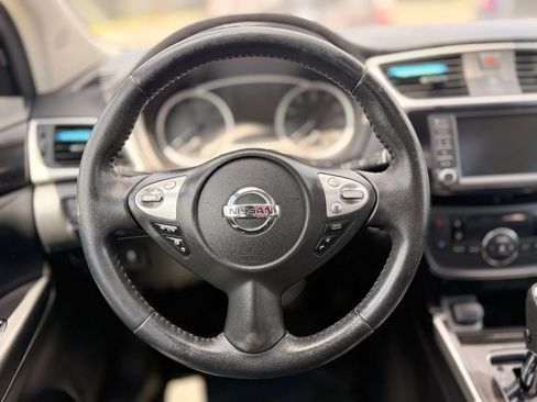 Used 2019 Nissan Sentra SL w/ Exterior Package FWD image 25