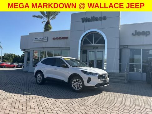 Used 2025 Ford Escape Active FWD image 1