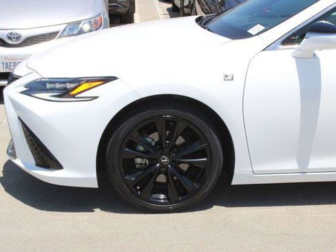 Certified 2023 Lexus ES 350 F Sport FWD image 4