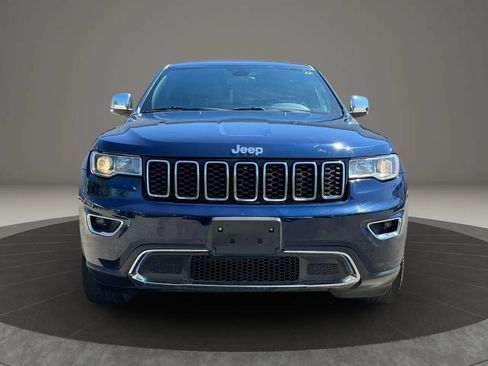 Used 2017 Jeep Grand Cherokee Limited AWD/4WD image 2