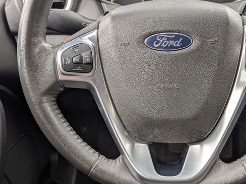 Used 2015 Ford Fiesta Titanium image 21