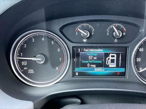 Used 2018 Buick Enclave Essence image 23