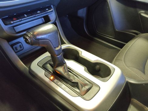 Used 2020 Chevrolet Colorado LT RWD image 26