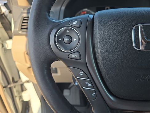 Used 2022 Honda Ridgeline RTL-E image 23