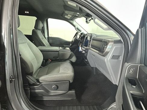 Used 2024 Ford F150 XLT AWD/4WD image 30