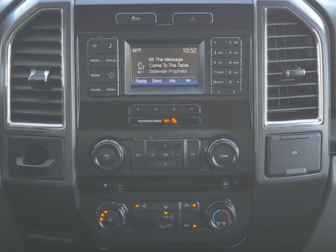 Used 2016 Ford F150 XLT image 18