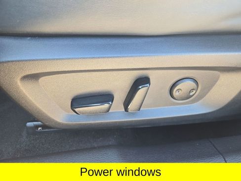 Used 2025 Mitsubishi Outlander Trail Edition AWD/4WD image 17