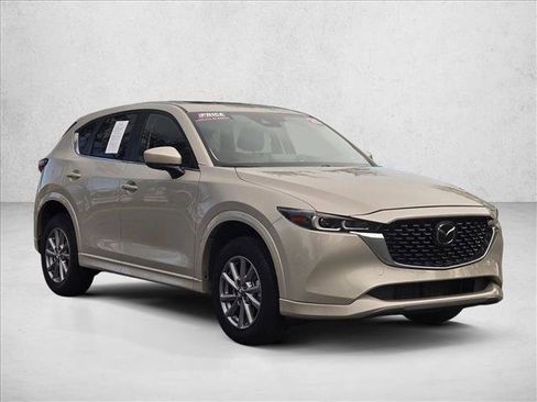 Used 2025 MAZDA CX-5 AWD 2.5 S w/ Preferred Package image 3