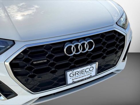 Used 2023 Audi Q5 2.0T Premium w/ Convenience Package AWD/4WD image 33
