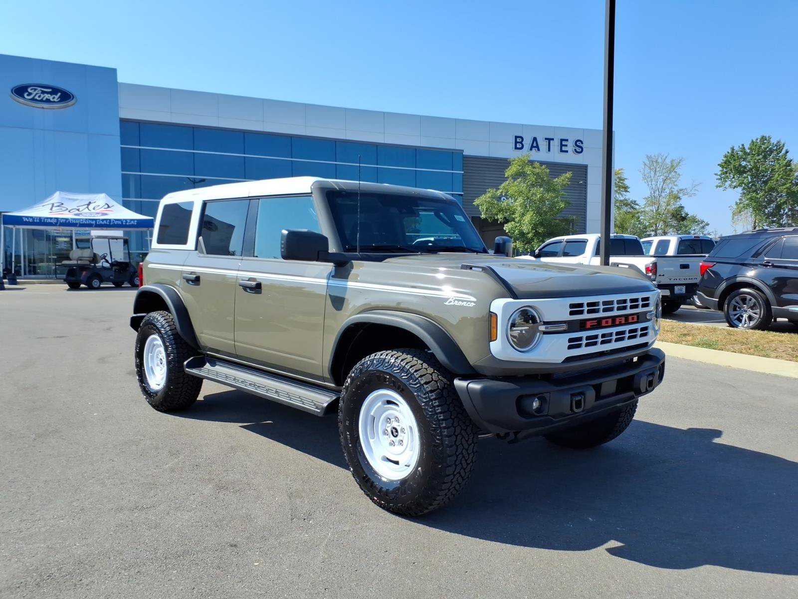 New 2026 Ford Bronco Heritage Edition AWD/4WD image 1