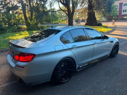 Used 2014 BMW M5 RWD image 5