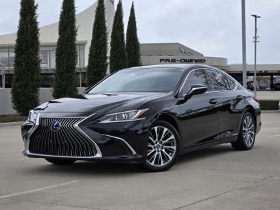 Used 2020 Lexus ES 300h w/ Premium Package
