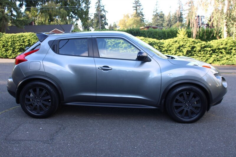 Used 2013 Nissan Juke SL w/ Midnight Edition AWD/4WD image 13