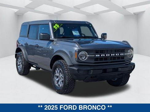Certified 2025 Ford Bronco Big Bend image 2