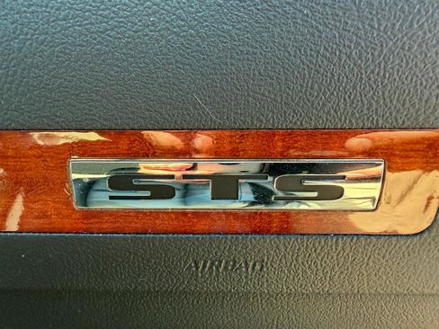 Used 2007 Cadillac STS w/ Preferred Equipment Group RWD image 39