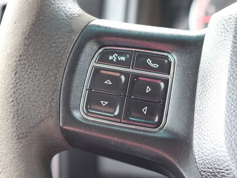 Used 2018 RAM 2500 SLT AWD/4WD image 16