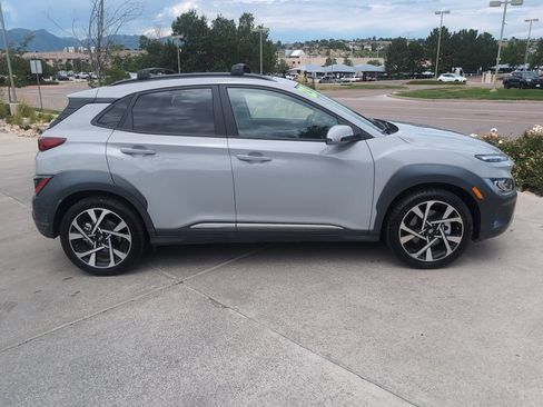 Used 2023 Hyundai Kona Limited AWD/4WD image 9