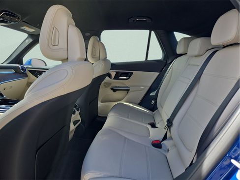 New 2026 Mercedes-Benz GLC 300 image 12