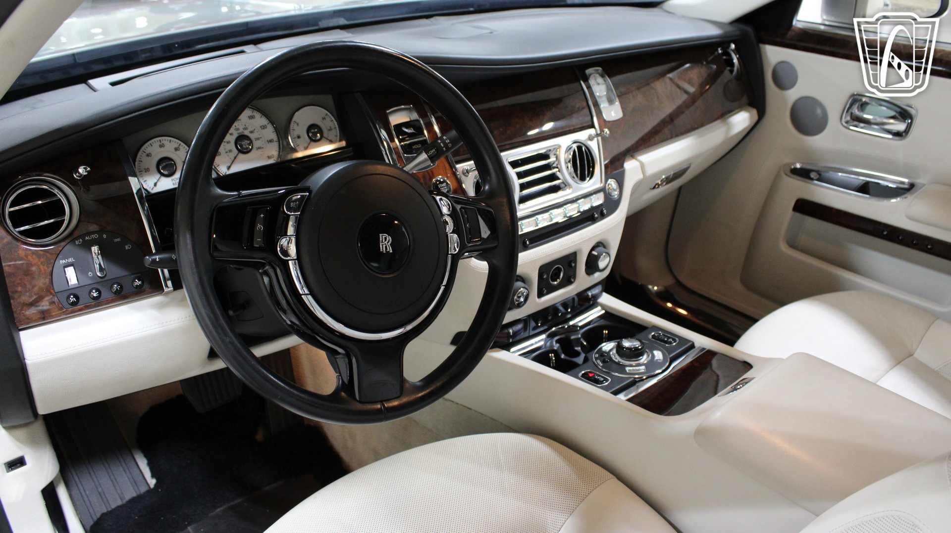Used 2012 Rolls-Royce Ghost RWD image 10