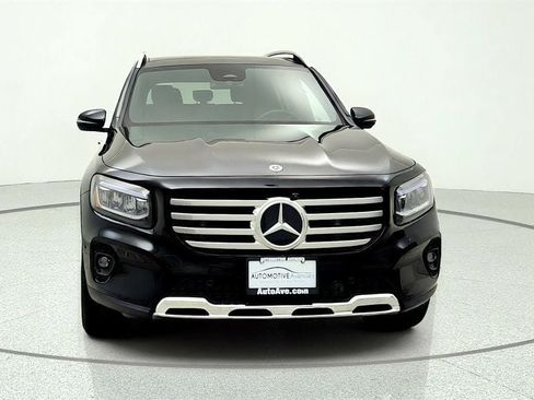 Used 2024 Mercedes-Benz GLB 250 4MATIC w/ Exclusive Package image 2