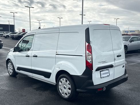 Used 2023 Ford Transit Connect XL image 5