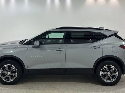 Used 2024 Chevrolet Blazer LT w/ Convenience Package FWD image 2