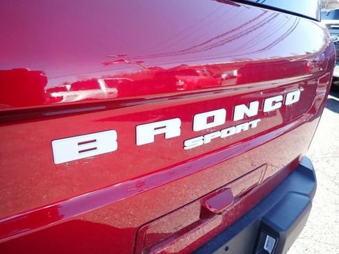 Used 2025 Ford Bronco Sport Badlands AWD/4WD image 7