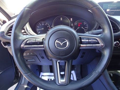 Used 2023 MAZDA MAZDA3 s FWD image 16