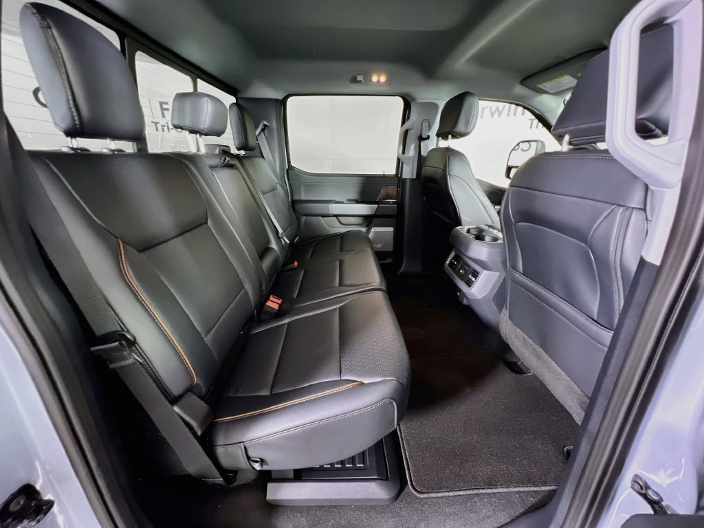 New 2026 Ford F350 Lariat AWD/4WD image 16